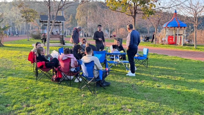 Güneşli hava Adagöl’ü doldurdu