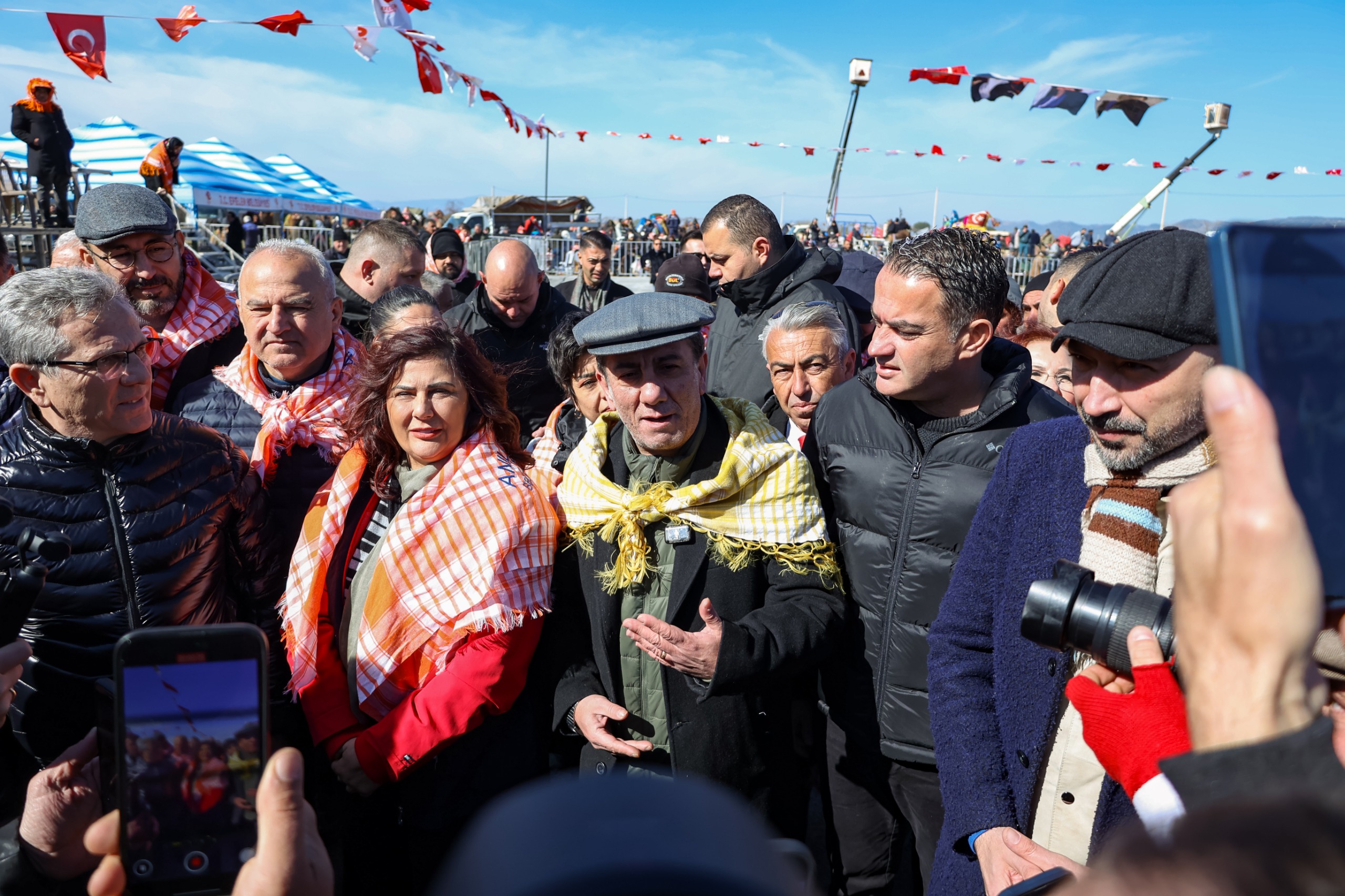 EFELER’İN FESTİVALİNDE ALAN DOLUP TAŞTI