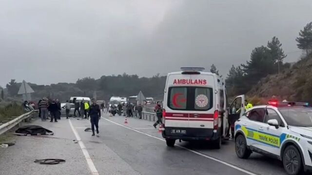 Aydın’da 2 otomobil çarpıştı: 1 ölü 2 yaralı