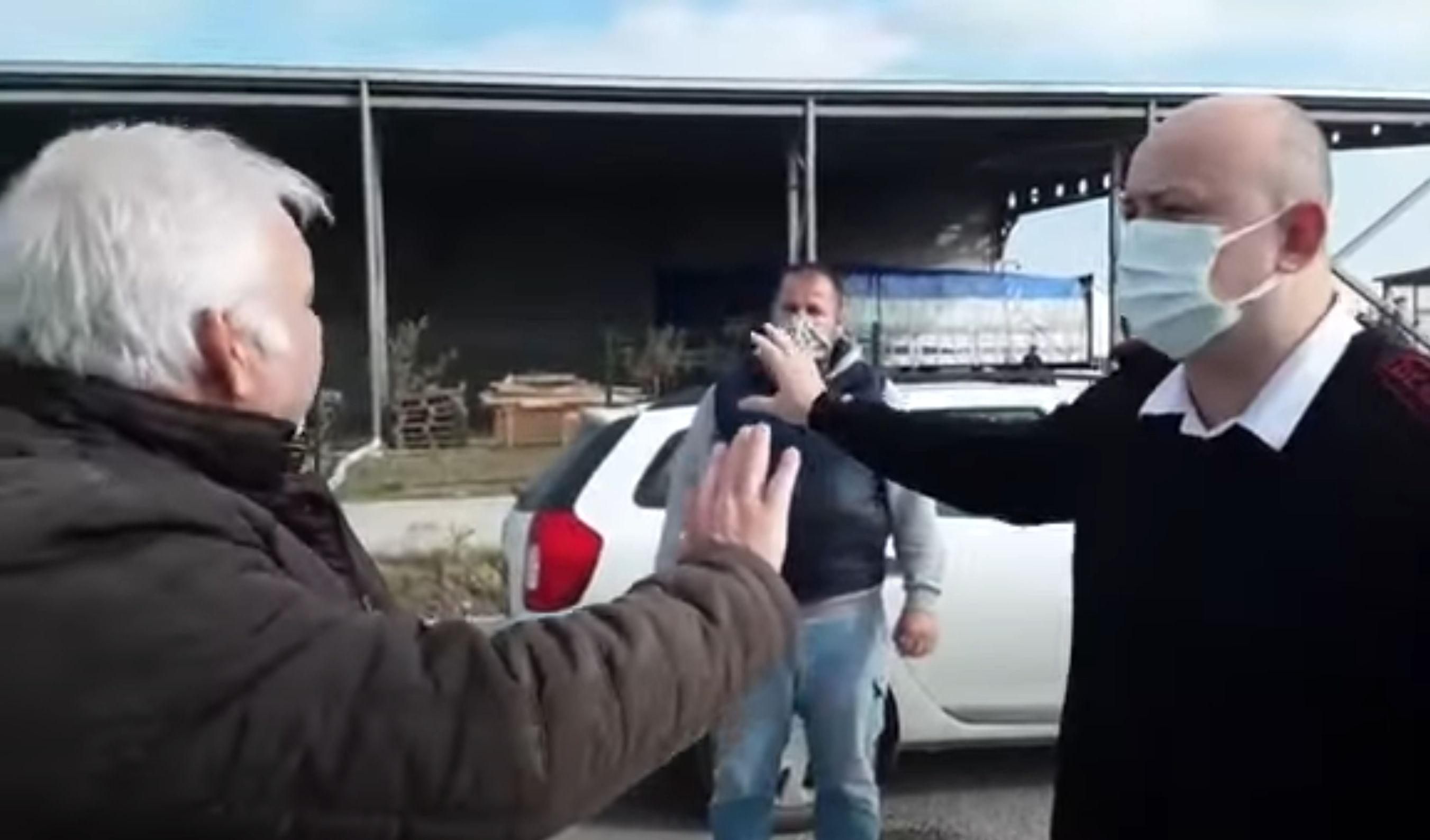 Çirkin Saldırı yayin maraton