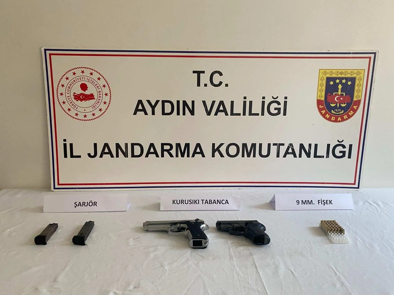 Kuşadası’nda magandalar yakayı ele verdi