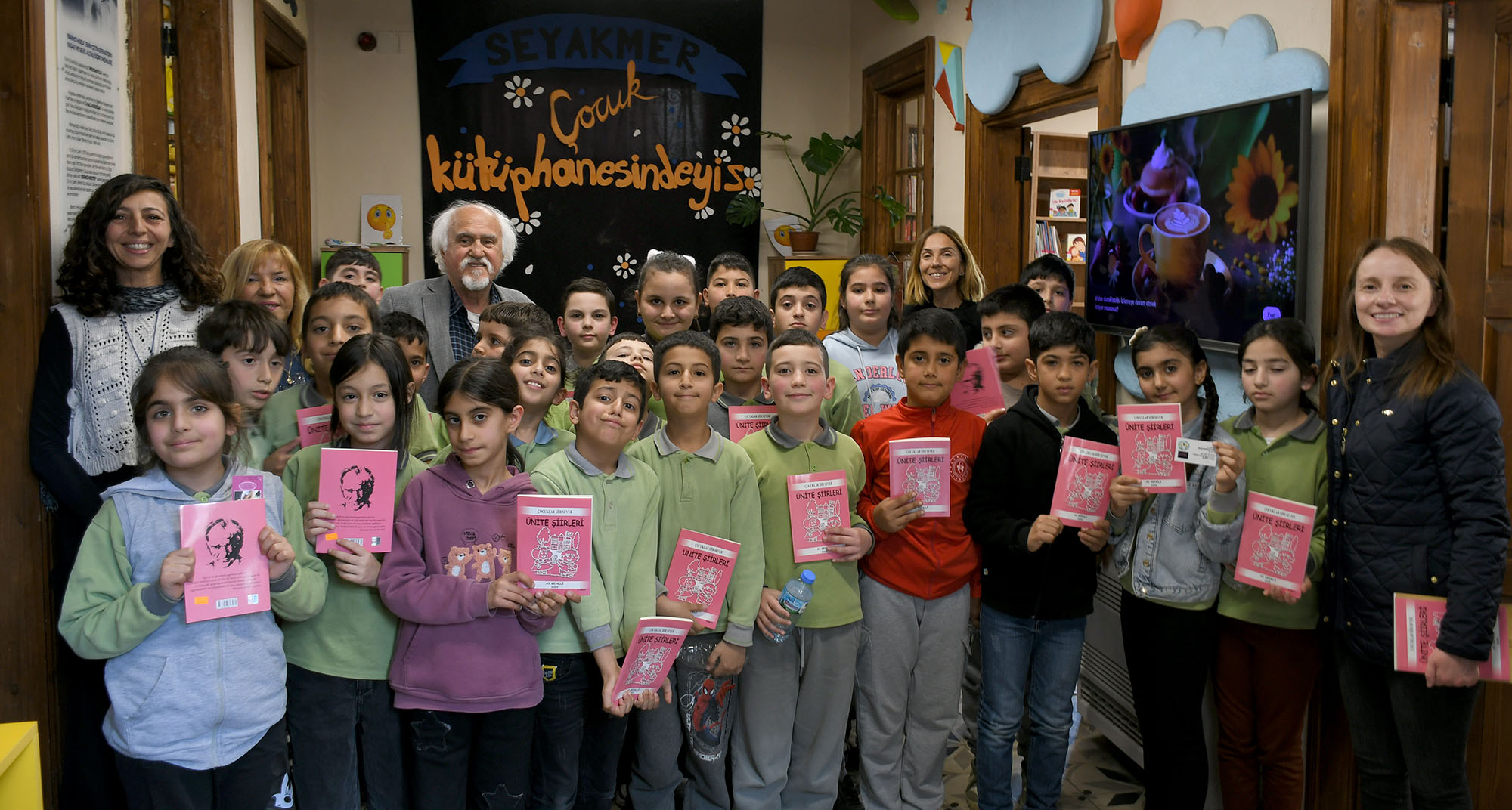 SEYAKMER’DE ÇOCUKLAR ŞİİR YAZMANIN PÜF NOKTALARINI ÖĞRENDİ