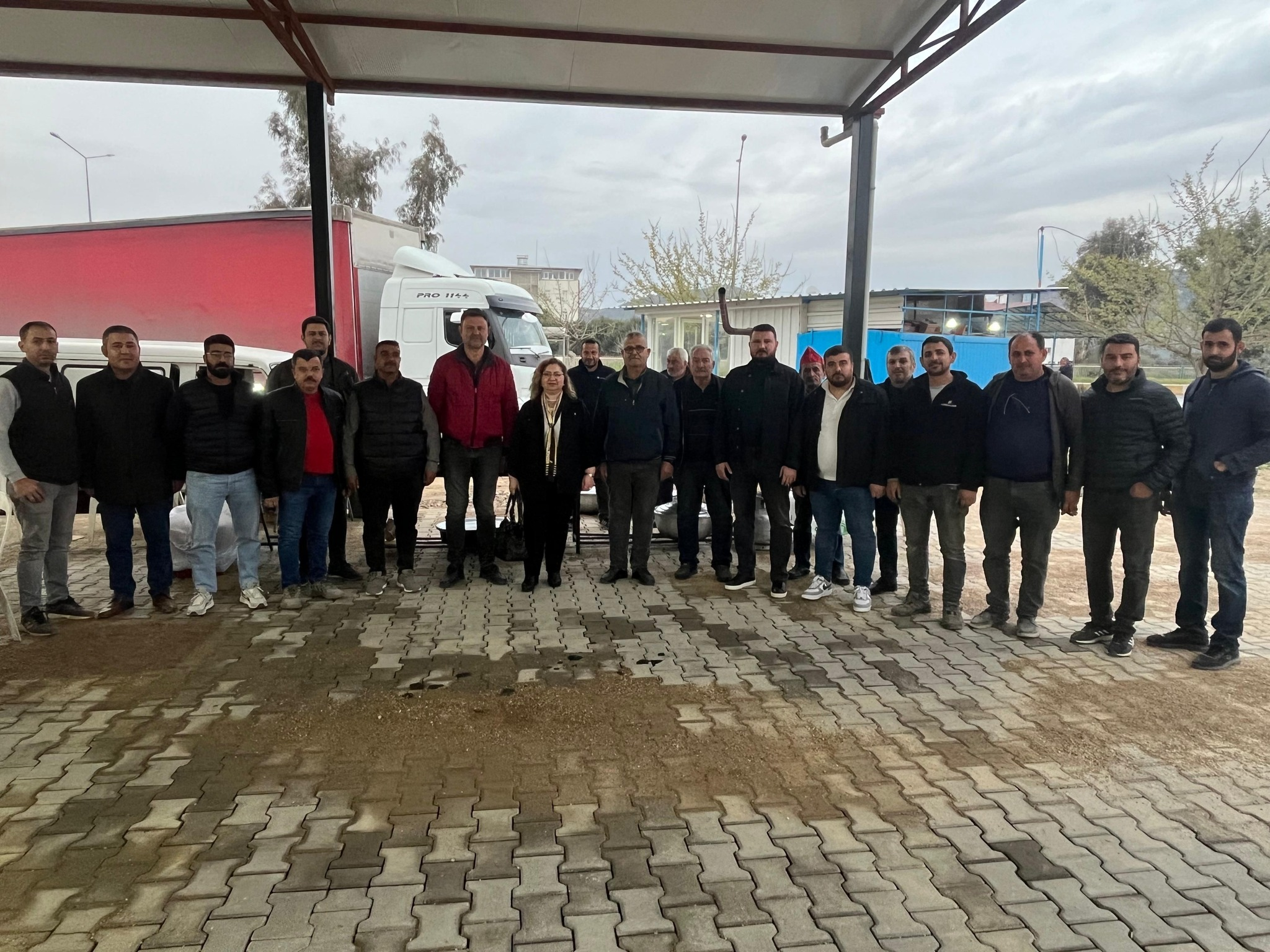 Germencik Sanayi esnafından iftar yemeği.