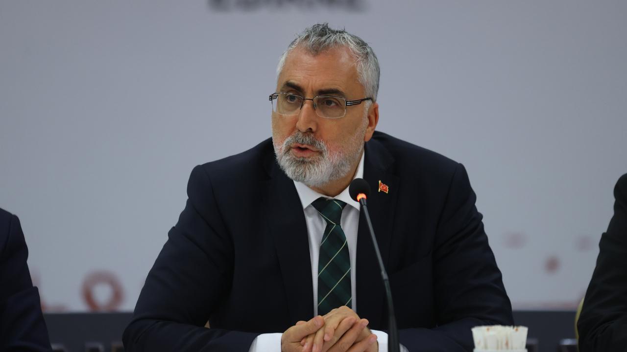 Çalışma ve Sosyal Güvenlik Bakanı Vedat Işıkhan Aydın’a Geliyor!