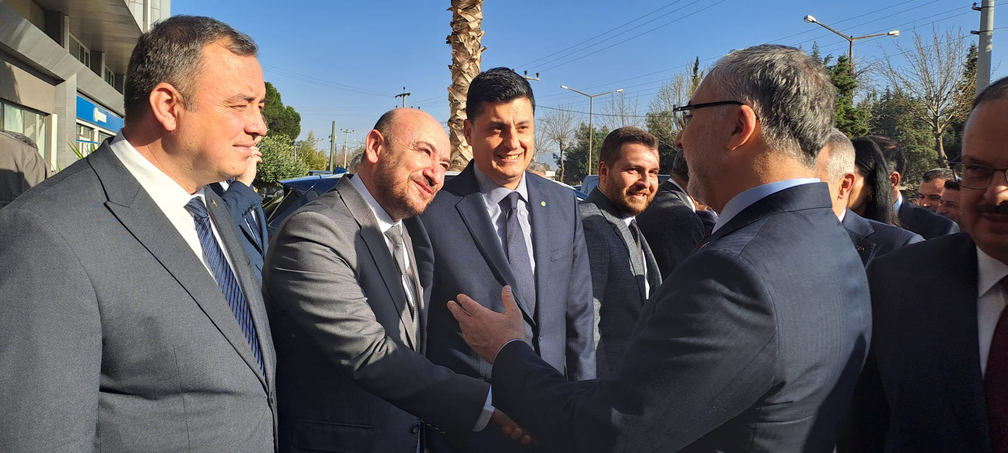 BAKAN IŞIKHAN, AYDIN İŞ DÜNYASI İLE BULUŞTU