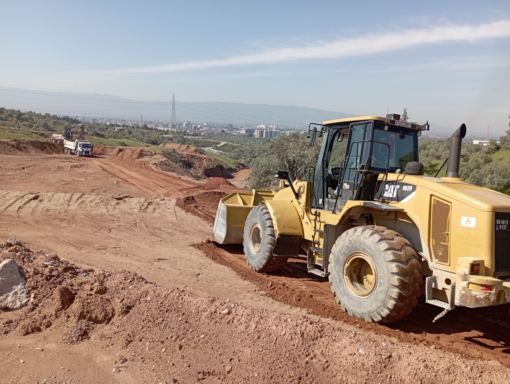 EFELER BELEDİYESİ’NDEN KEMER MEZARLIĞI’NA 57 DÖNÜMLÜK YENİ ALAN