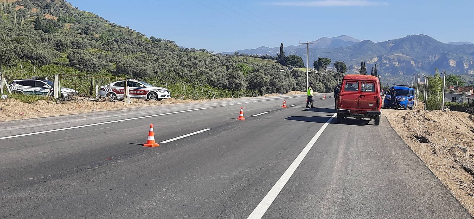 Aydın Jandarmasından Yol Güvenliği İçin Sıkı Denetim