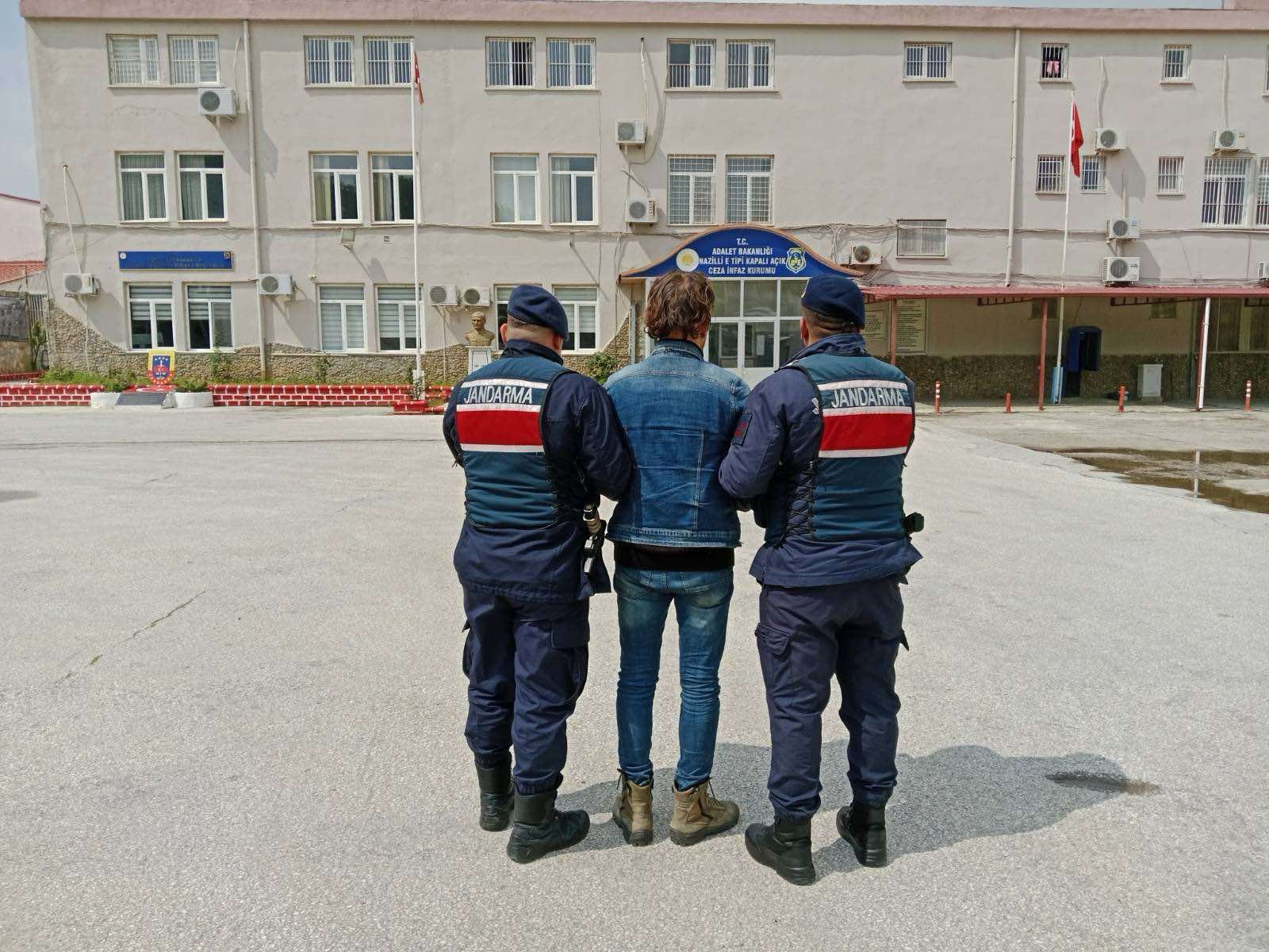 Nazilli’de Jandarmadan Nokta Operasyon! 8 Yıl Cezalı H.A. Yakalandı