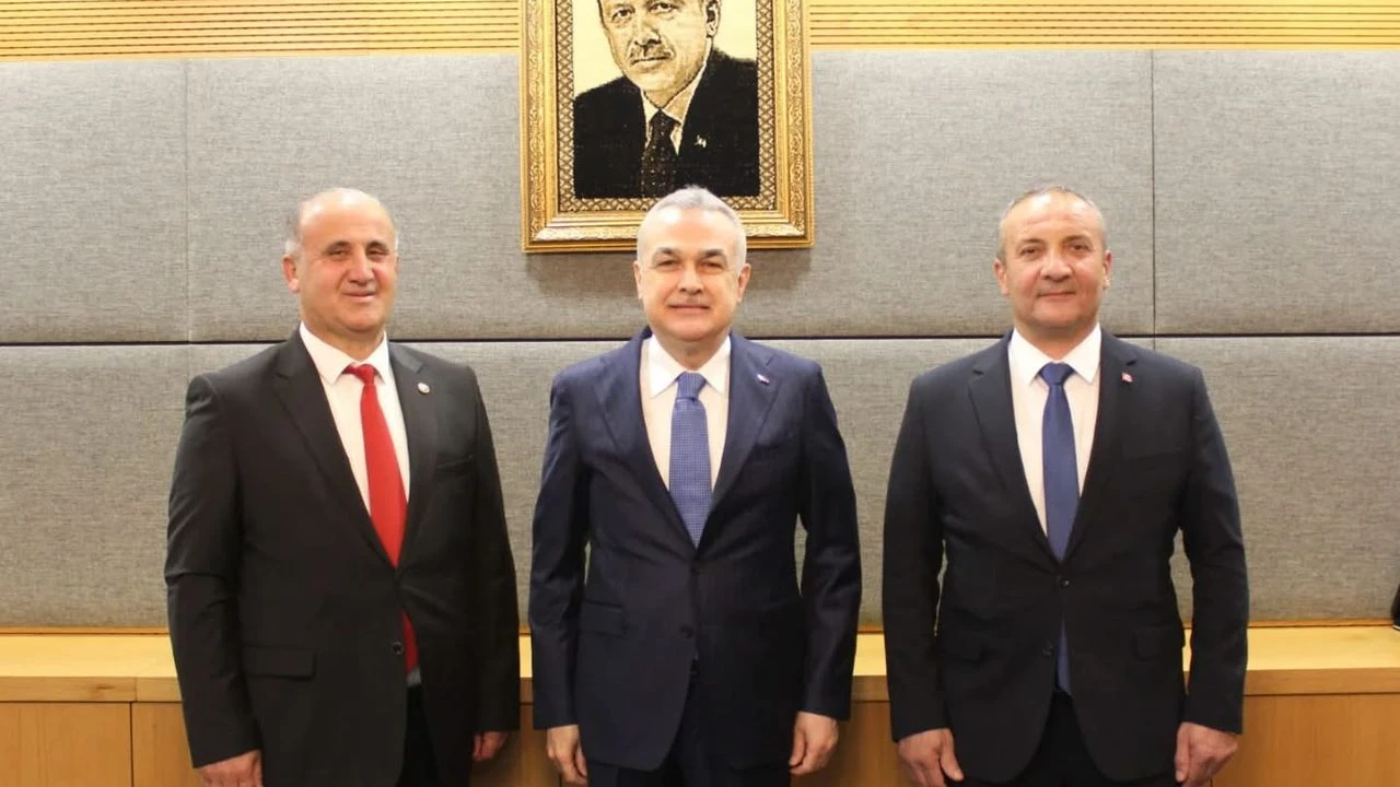 Başkan Kaya’dan TBMM ziyaretleri