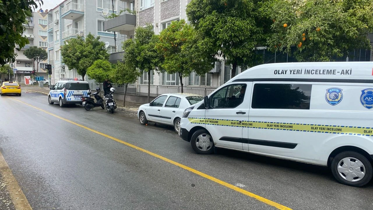 Aydın’da Korkutan Kaza: Çatıya Çıktı, Hastanede Gözlerini Açtı