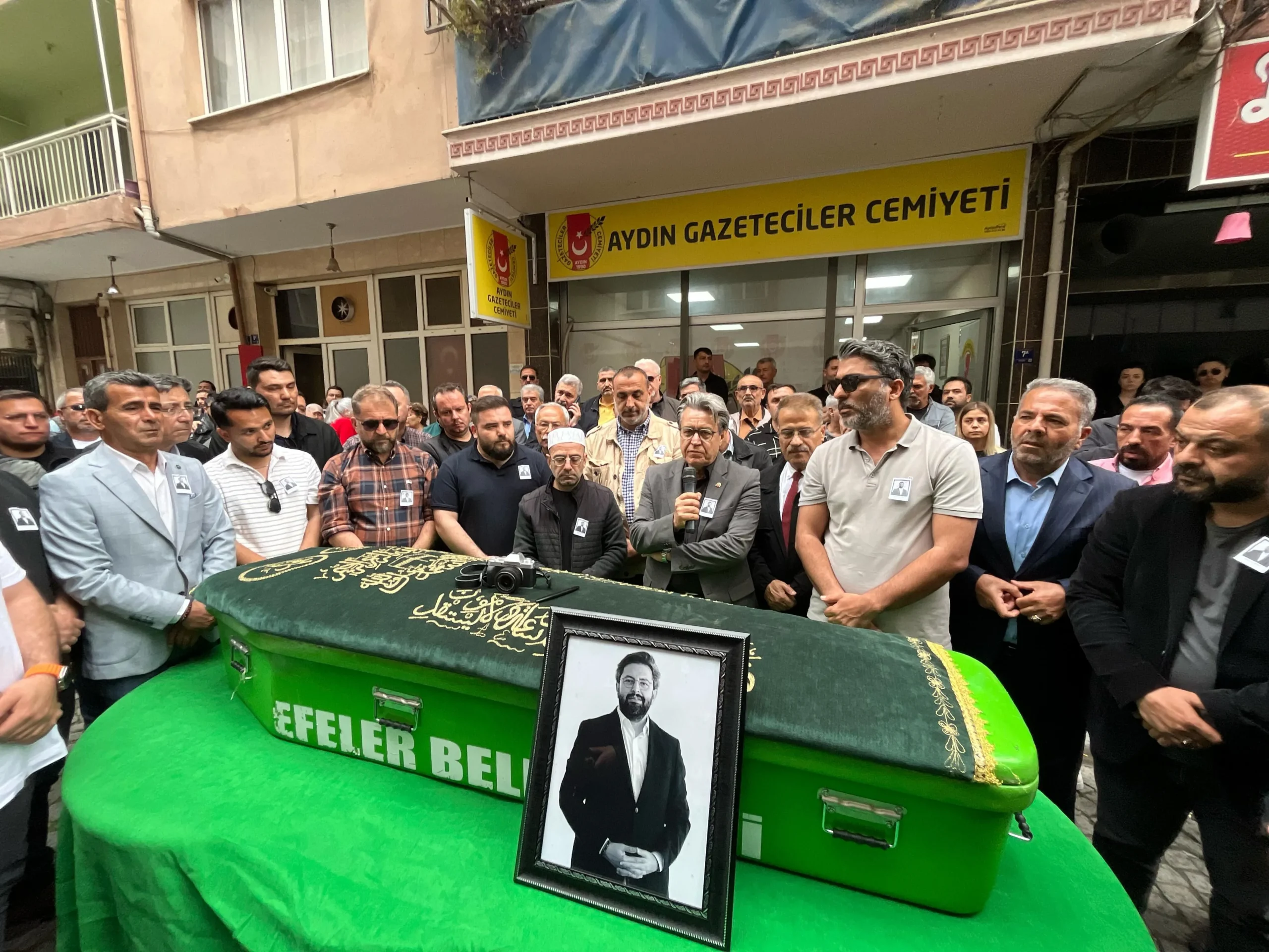 Gazeteci Erman Çetin sonsuzluğa uğurlandı