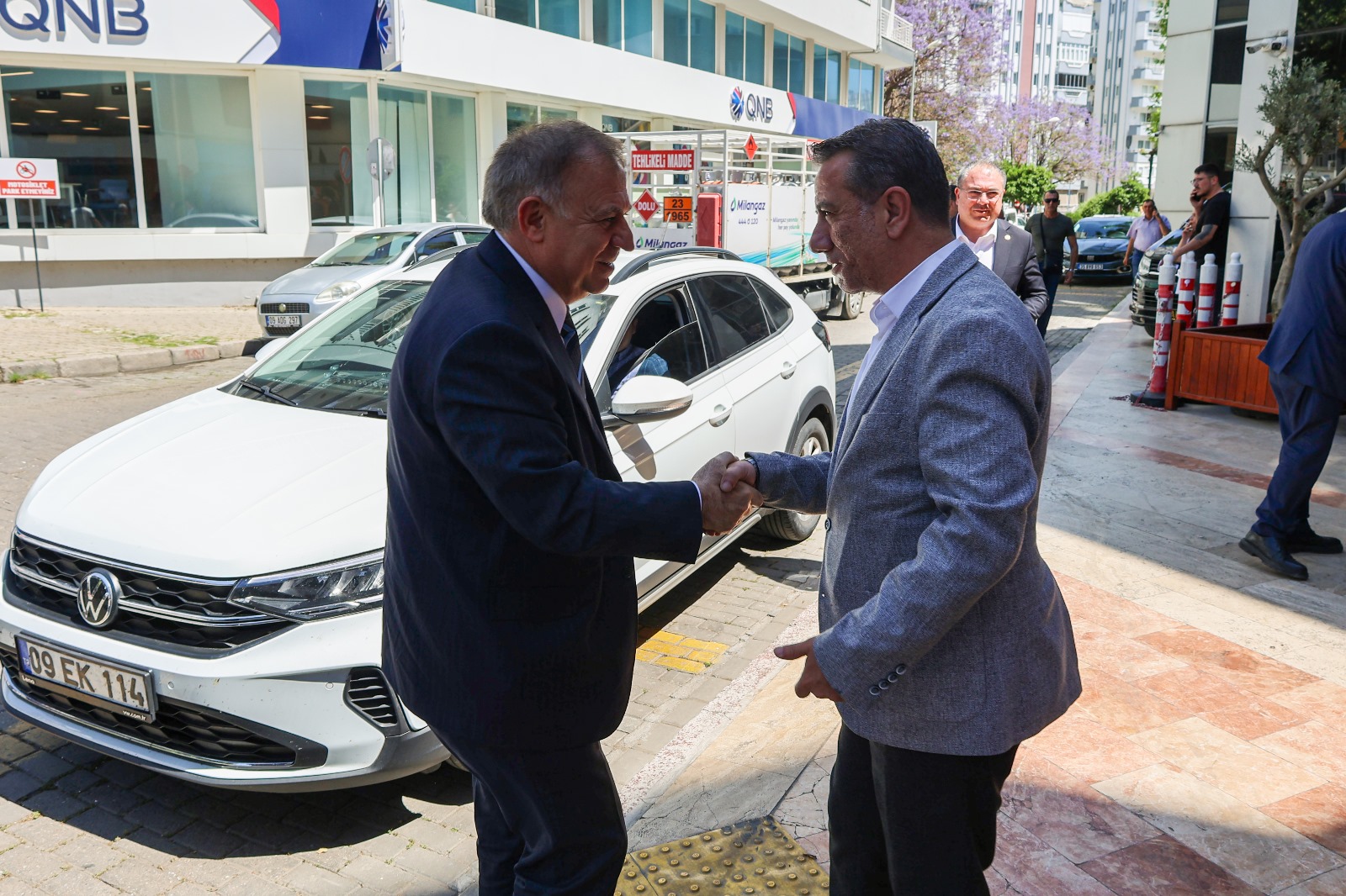 BAŞKAN YETİŞKİN CHP GENEL BAŞKAN YARDIMCISI ZEYBEK’İ AĞIRLADI
