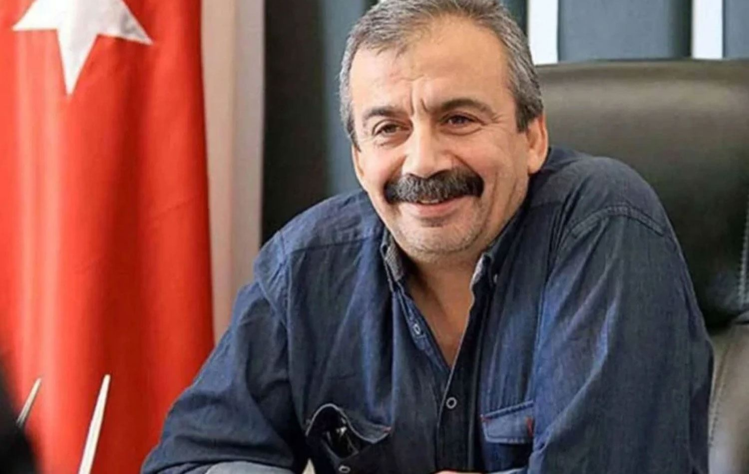  Sırrı Süreyya Önder hayatını kaybetti