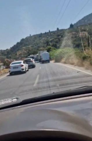 Sazlıköy Yolundaki Trafik Çilesine Tepki