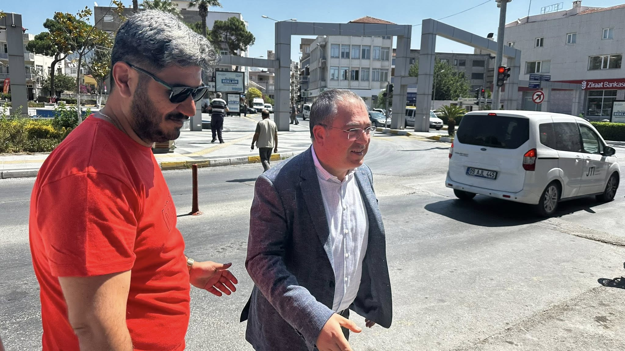 CHP SÖKE TEŞKİLATI KARAKOZ’U ALKIŞLARLA KARŞILADI.
