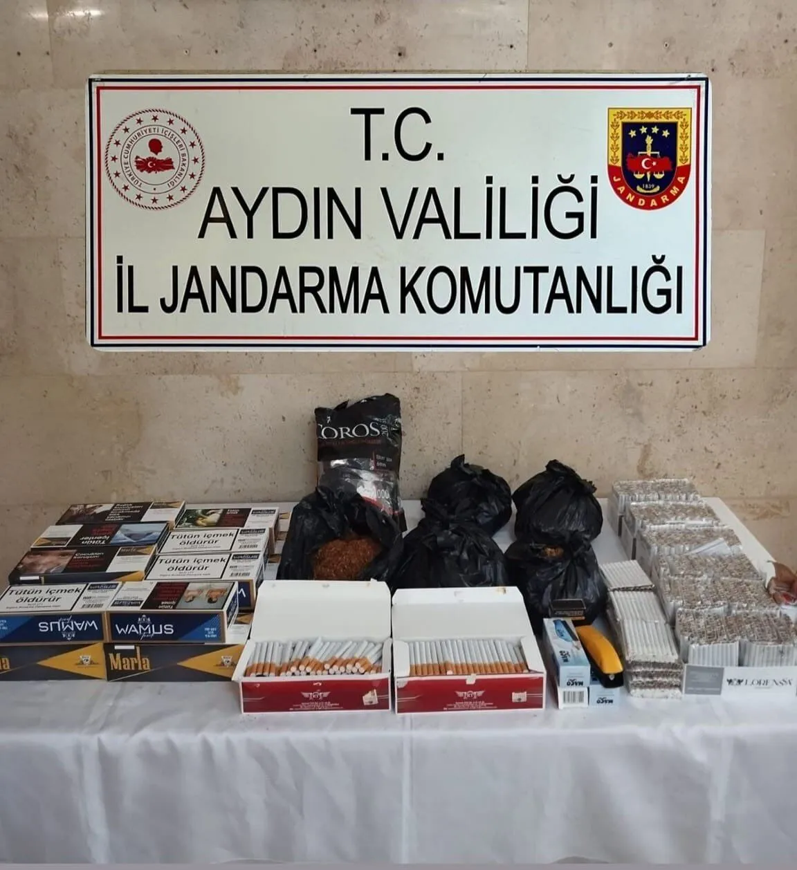 Jandarmadan Germencik’te Kaçak Sigara Operasyonu