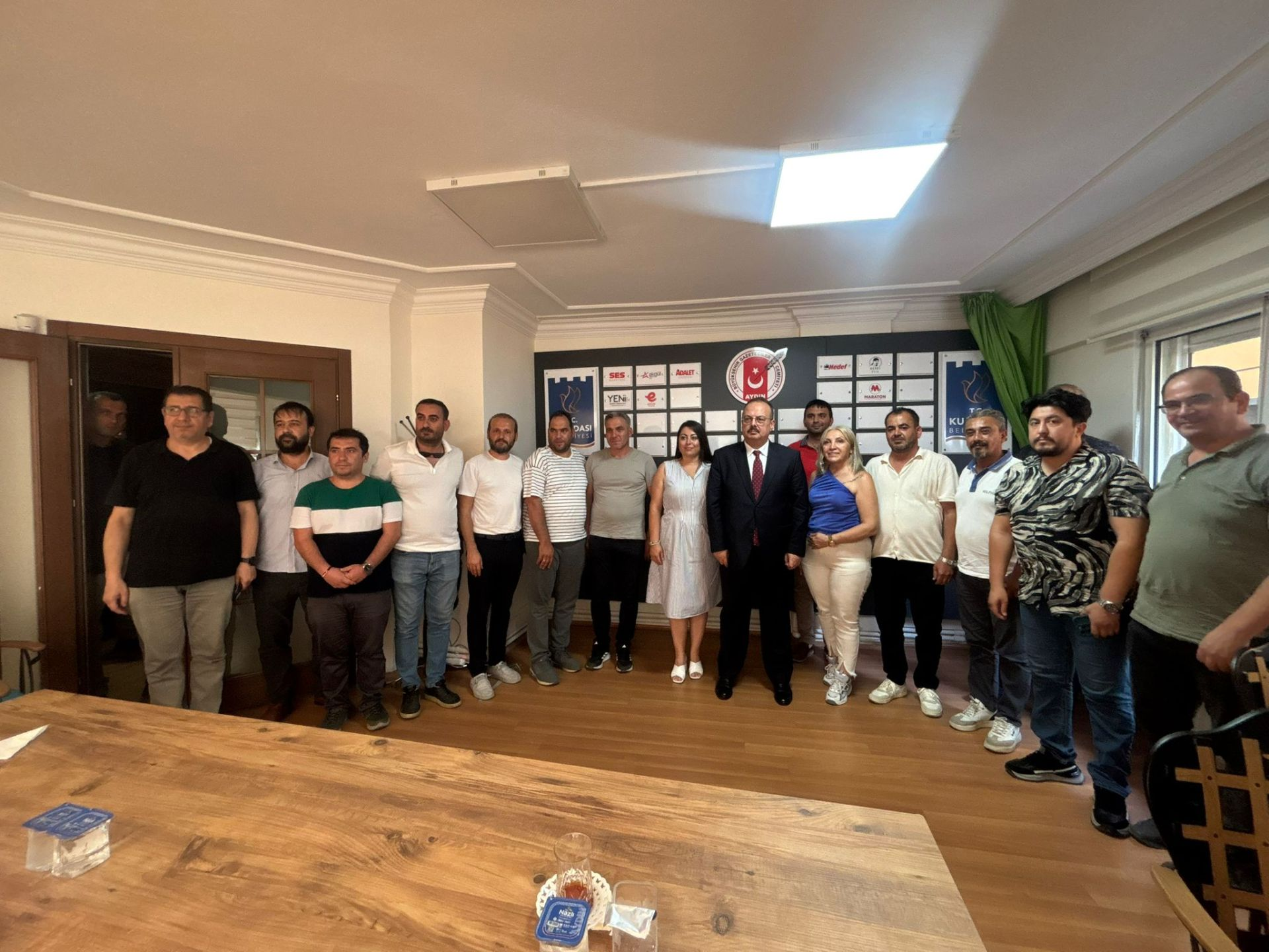 Aydın Valisi Canbolat’tan Büyükşehir Gazeteciler Cemiyeti’ne ziyaret 