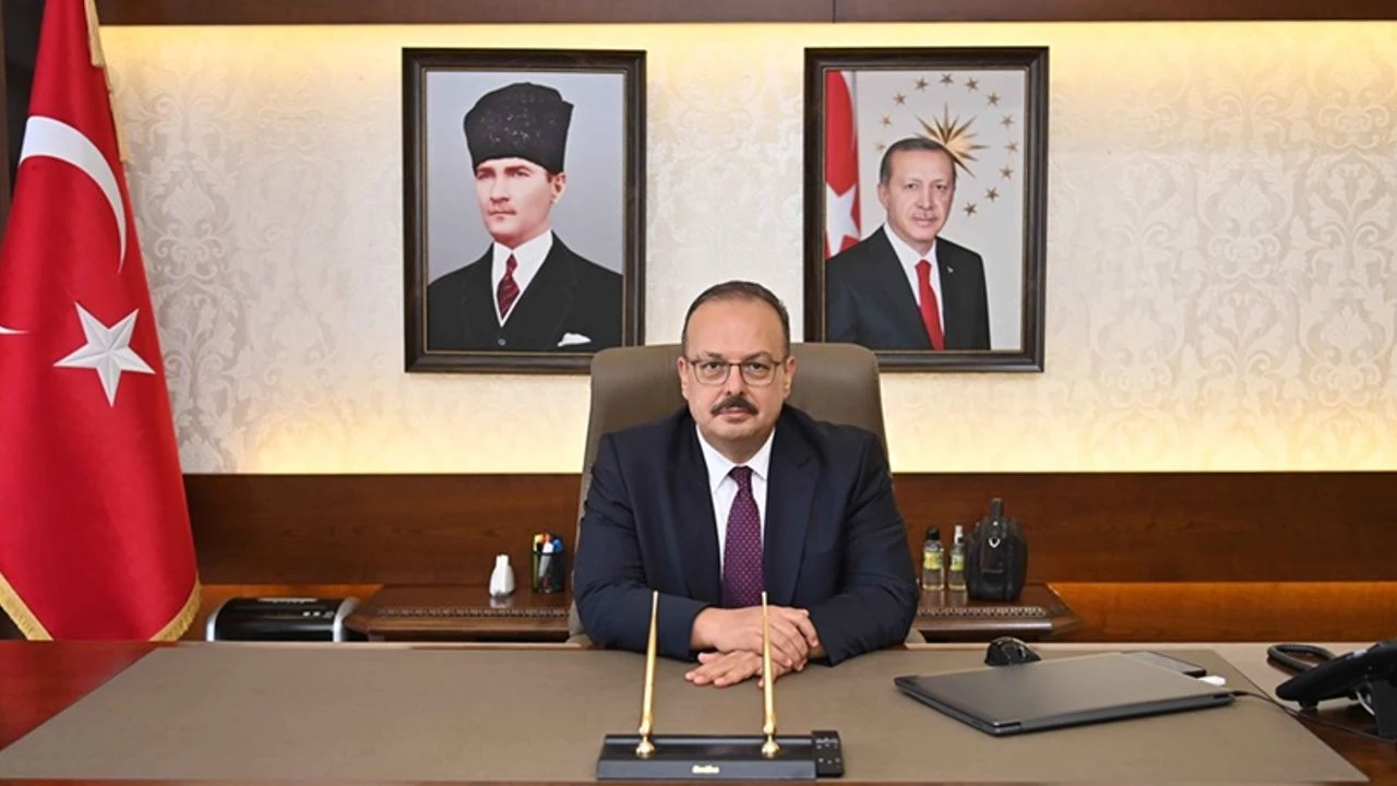 Canbolat’tan 15 Temmuz Mesajı: “İnancımızı ve Kardeşliğimizi Diri Tutalım”