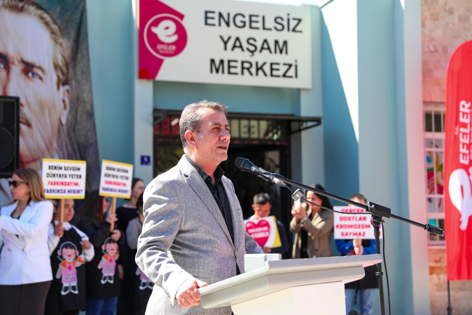 BAŞKAN YETİŞKİN EFELER’DE HİZMET RÜZGÂRI ESTİRİYOR