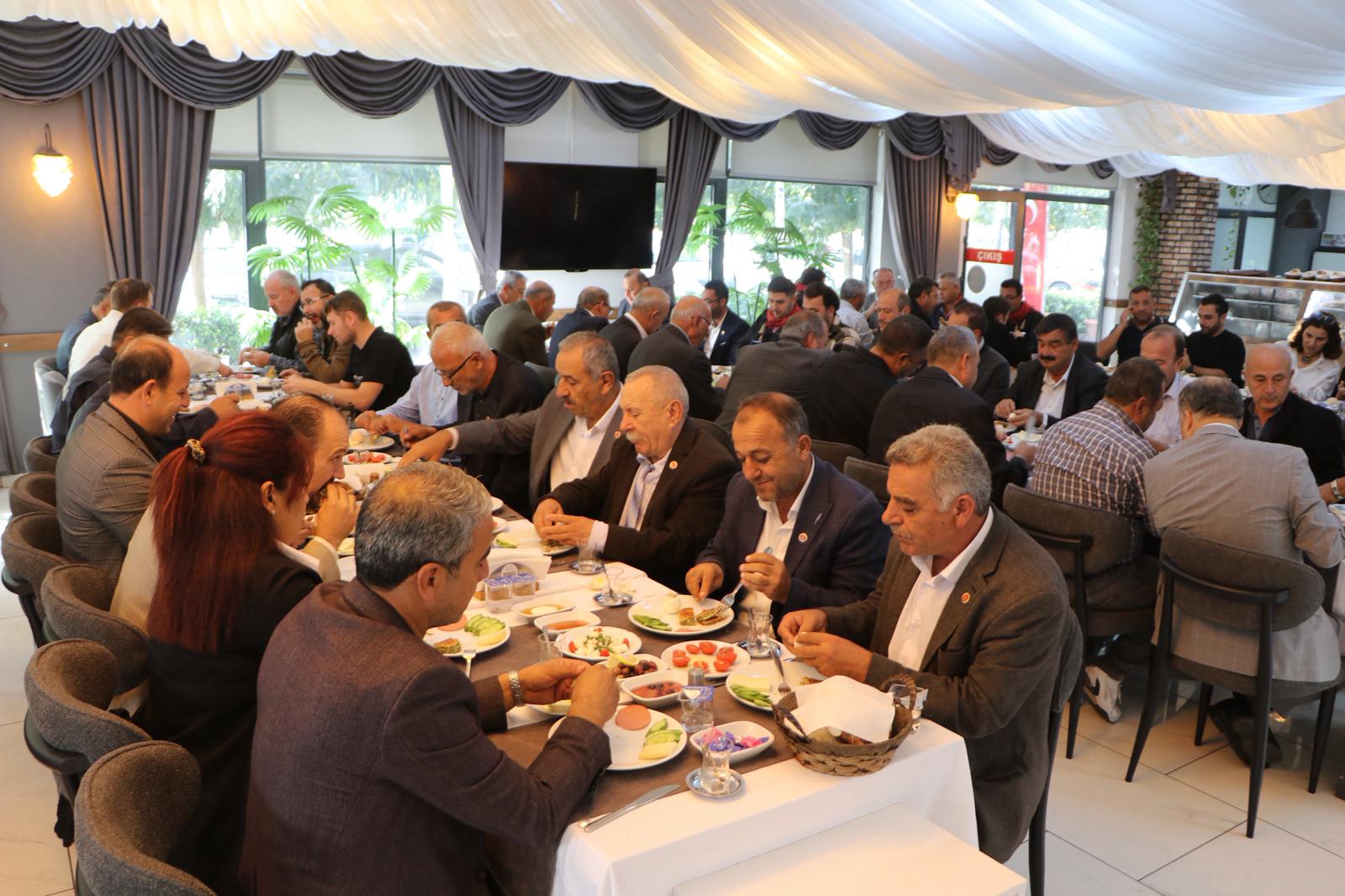 Söke Belediyesi Muhtarları Ağırladı
