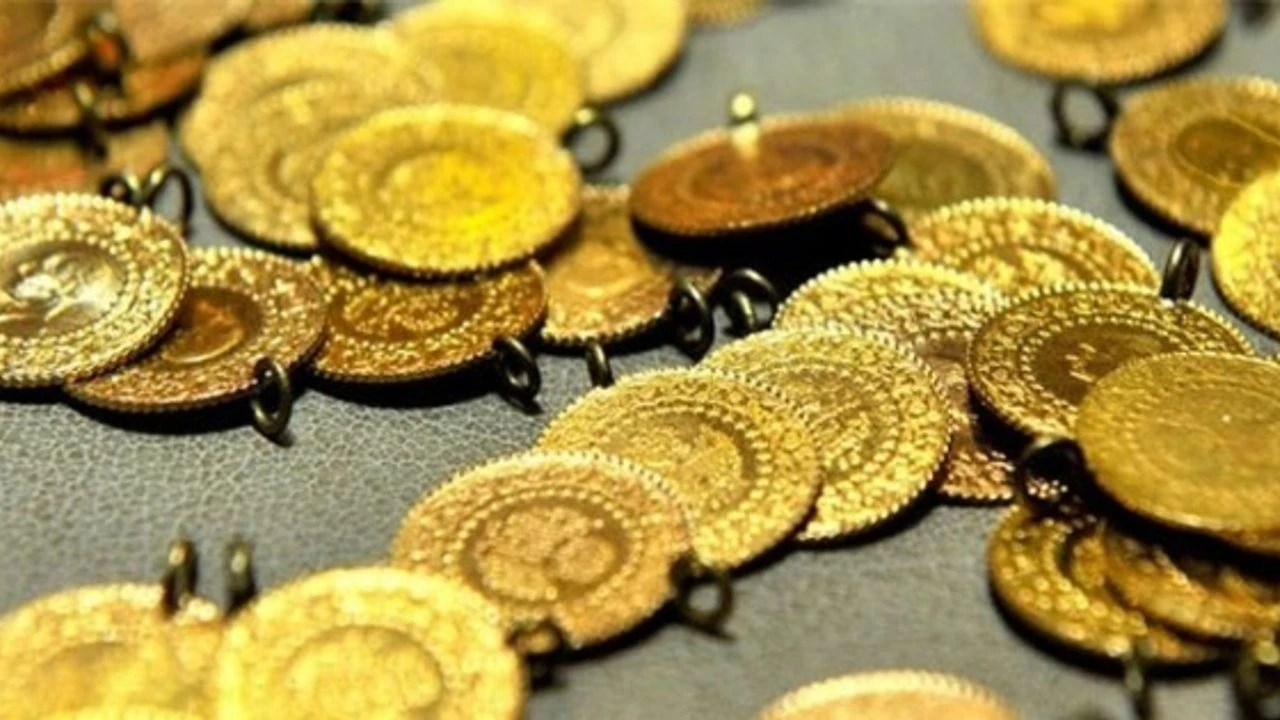 Altın Fiyatlarında Yeni Rekor: Gram 5 Bin 700 Lirayı Aştı