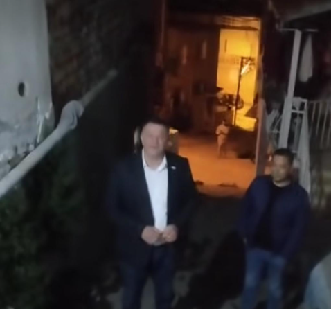Kuşadalı Romanlardan İYİ Partililere Sert Tepki: “Bizi Kirli Siyasetinize Alet Edemezsiniz!”