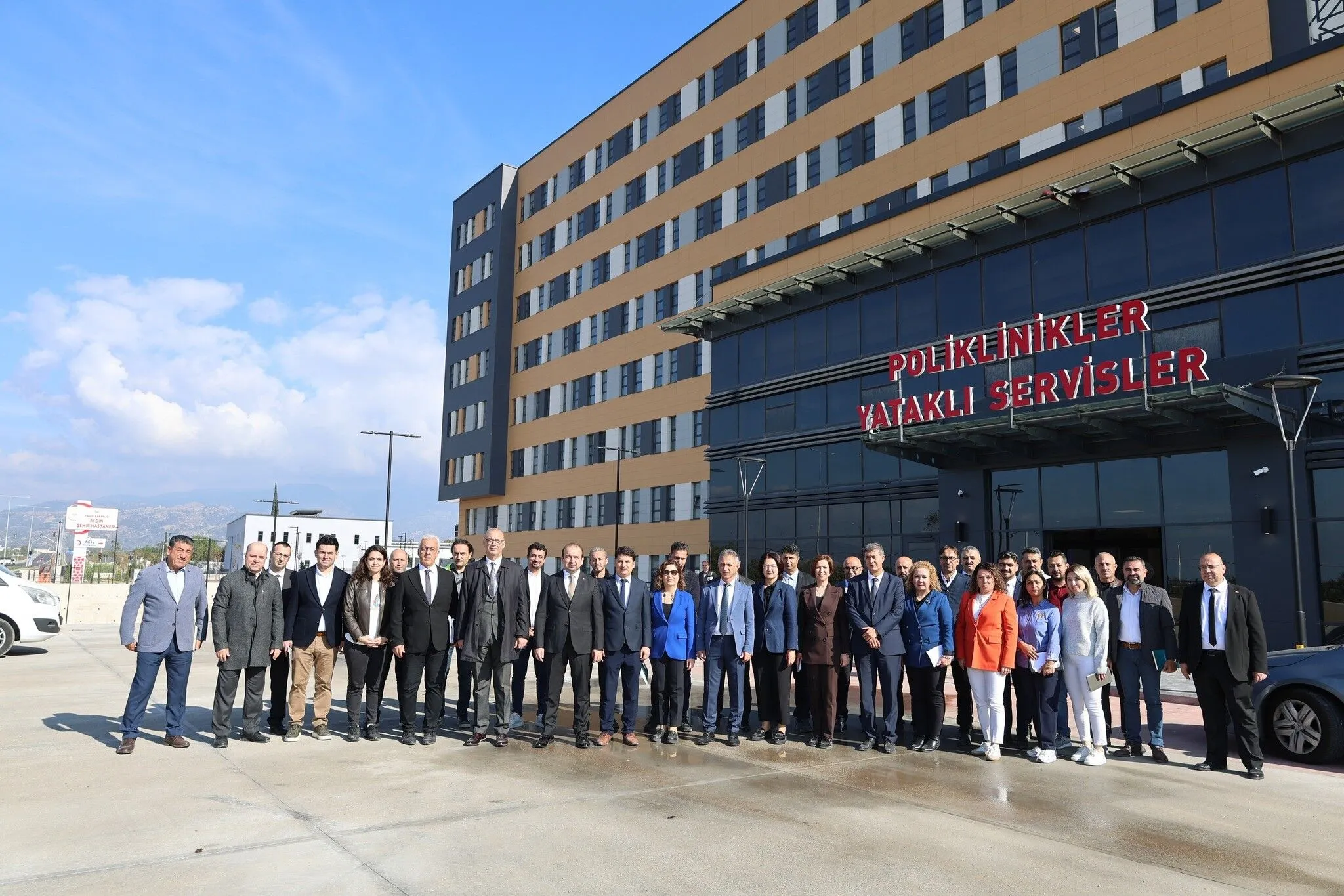 Aydın Şehir Hastanesi’nde Sona Doğru: İl Sağlık Müdürü Şenkul Çalışmaları Yerinde İnceledi
