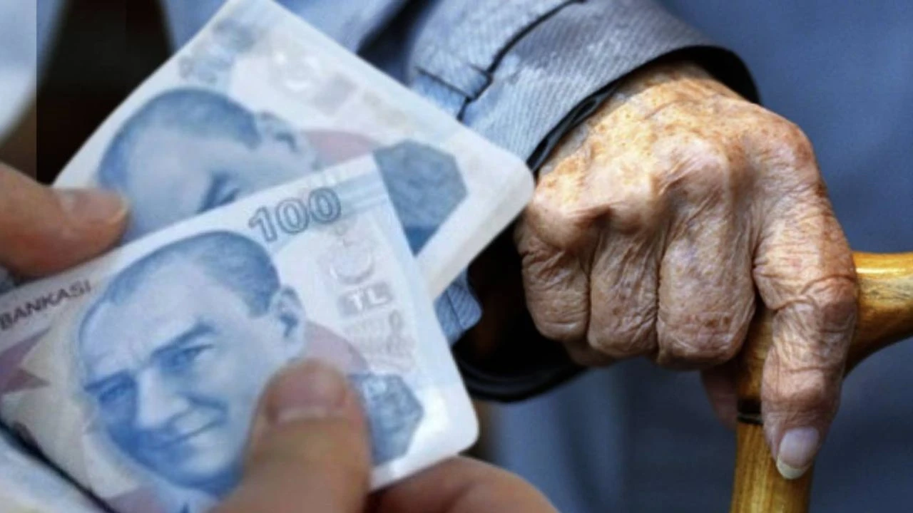 SGK’dan Çifte Maaş Düzenlemesi: 1 Ekim 2008 Sonrası Çalışanlara Yeni Kural