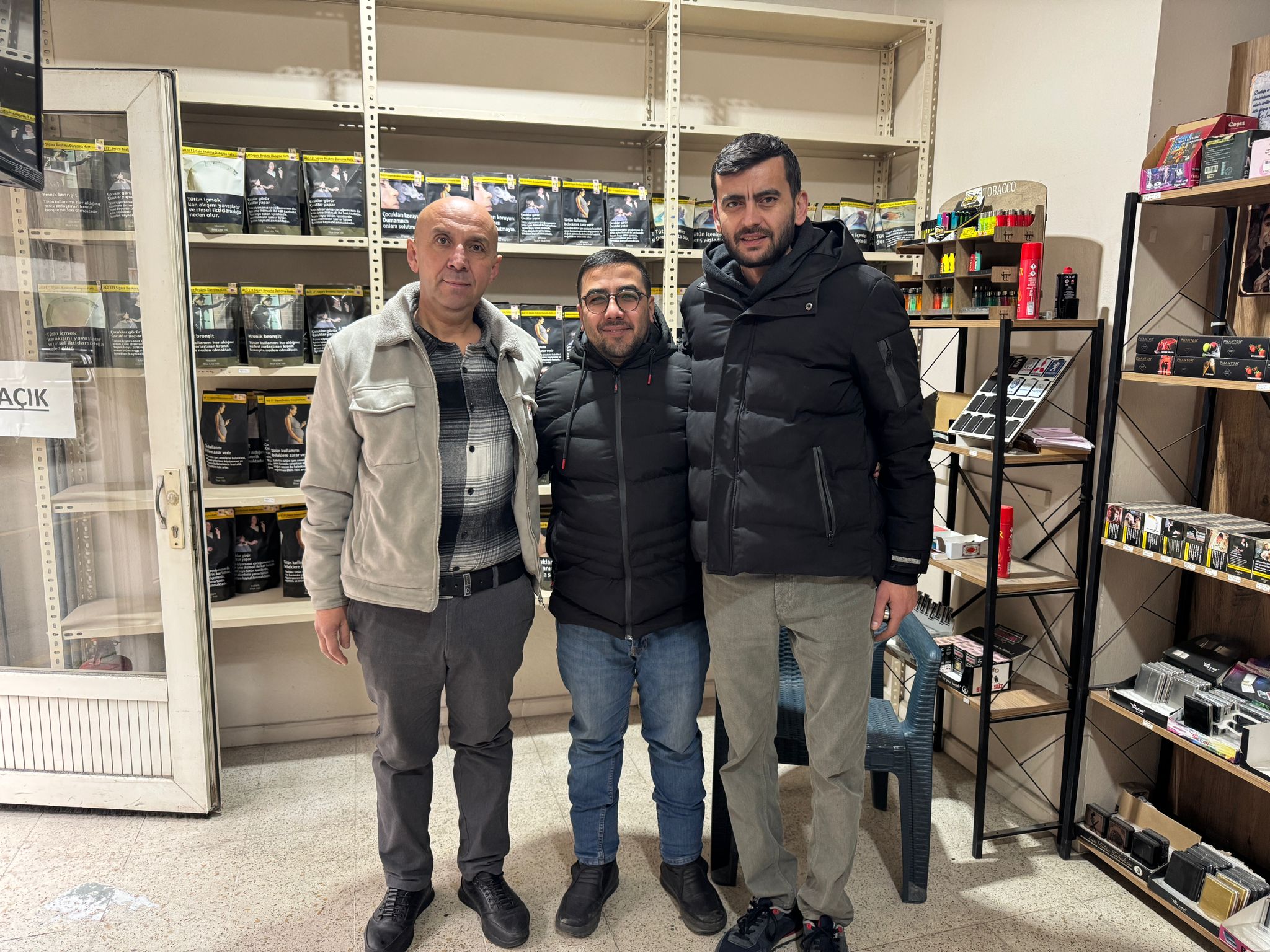 Başkan Gültekin Sahada: “Esnafın Derdi Masada Değil, Tezgahta Çözülür”