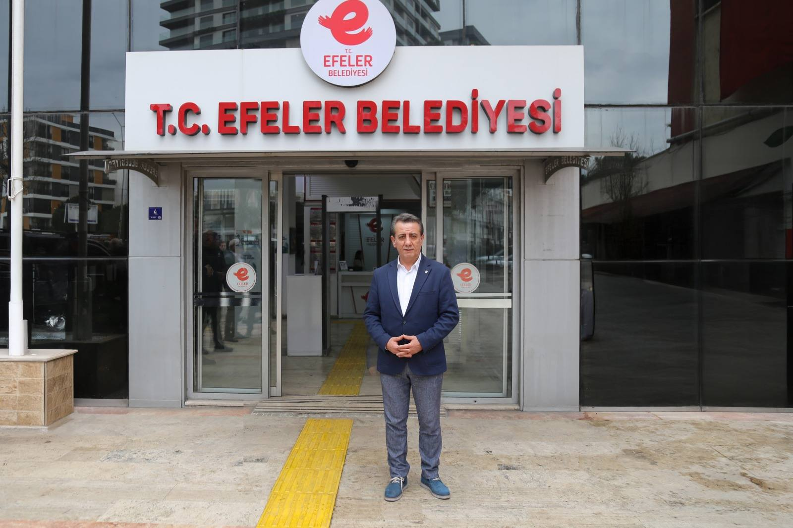 BAŞKAN ANIL YETİŞKİN’LE EFELER’İN HİZMETLERİ DİJİTAL, ERİŞİLEBİLİR VE HIZLI