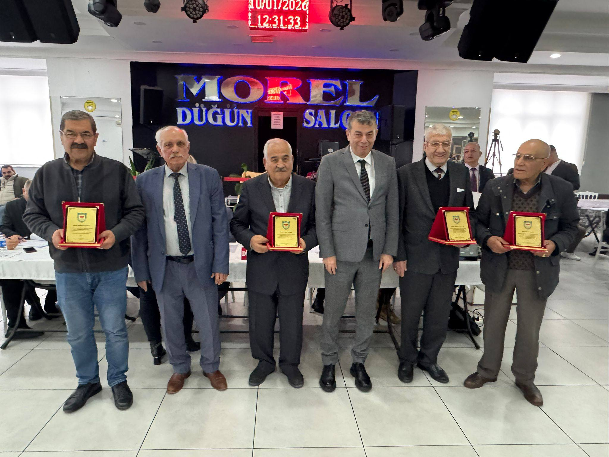 SÖKE’DE KARATAŞ GÜVEN TAZELEDİ