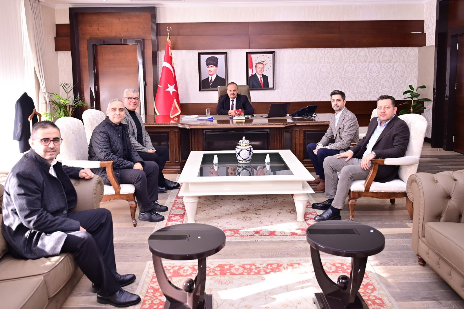 Aydın Valisi Yakup Canbolat, Söke Ticaret Odası ve Söktaş Yetkililerini Kabul Etti