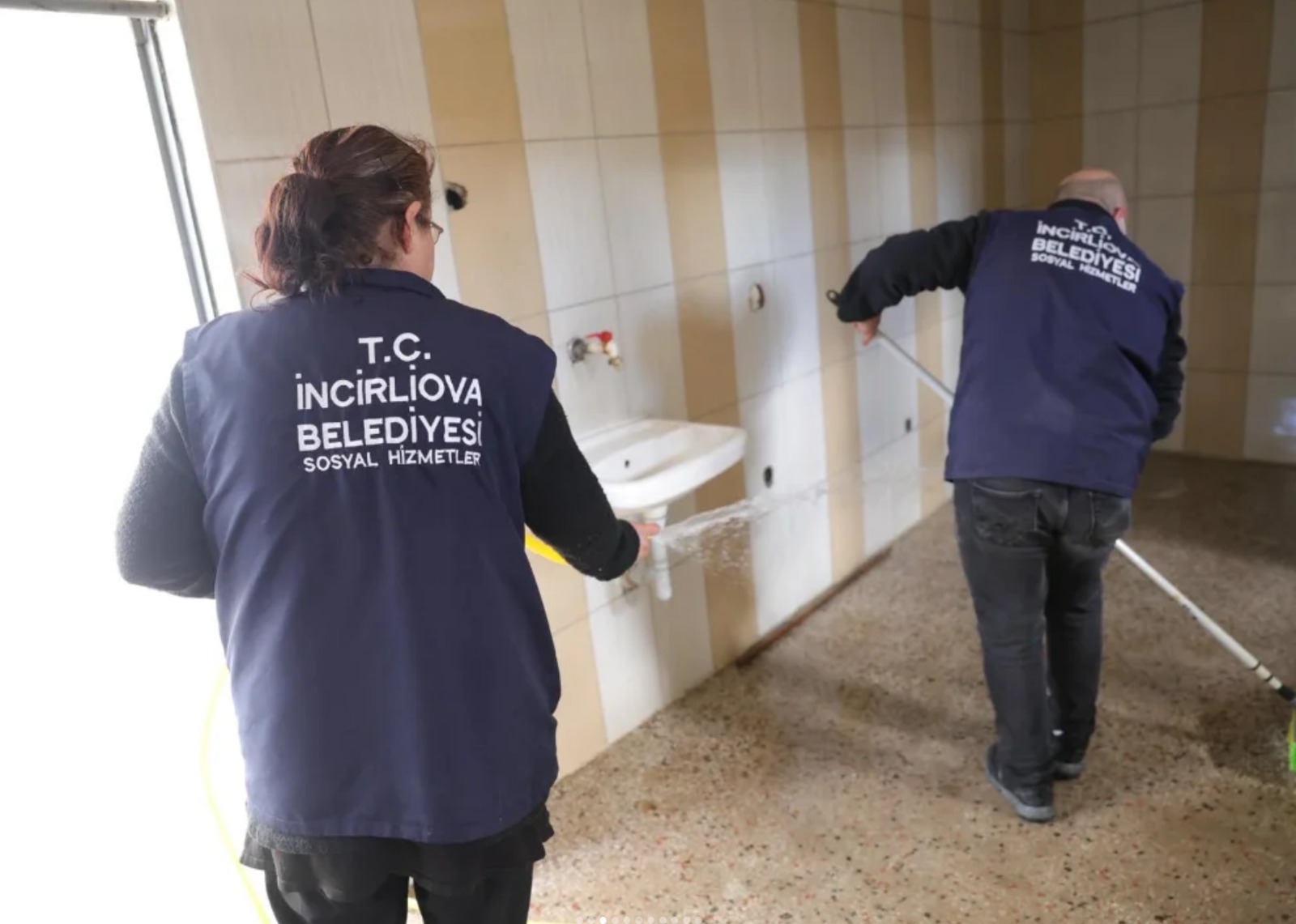 İncirliova Belediyesi’nden Camilerde Kapsamlı Temizlik Çalışması