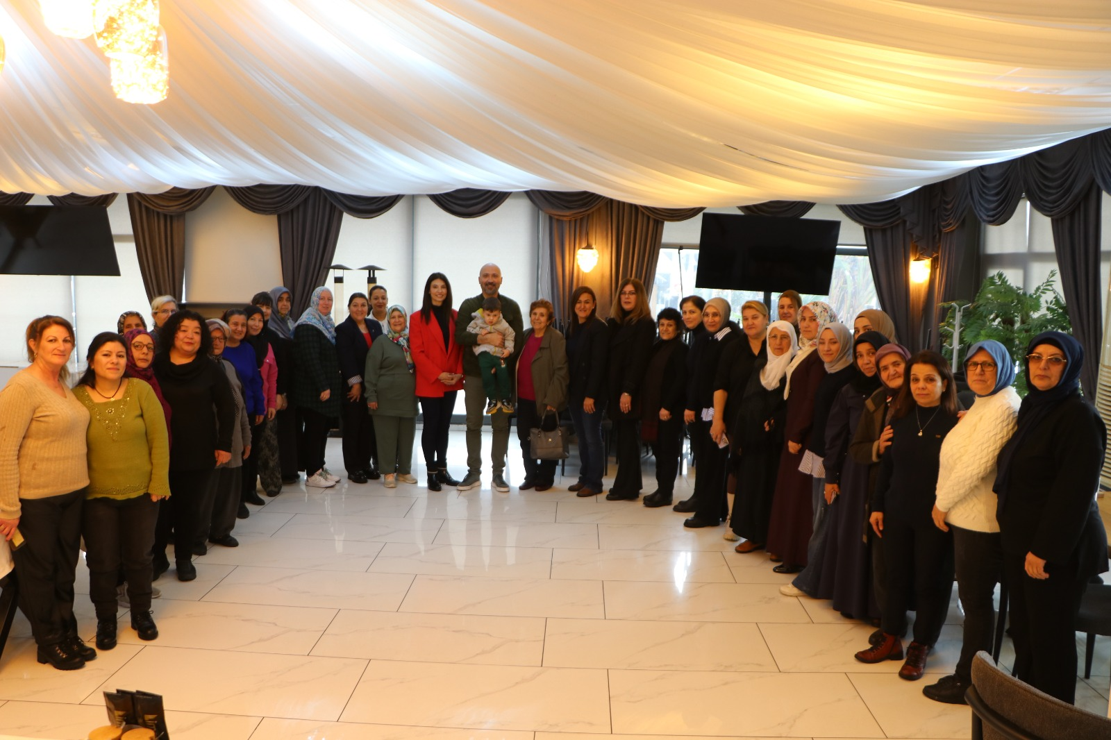 Başkan Arıkan, AK Parti Kadın Kolları ile kahvaltı programında buluştu