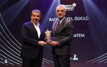 RATEM Radyo’nun Yıldızları Ödül Töreni’nde çifte gurur