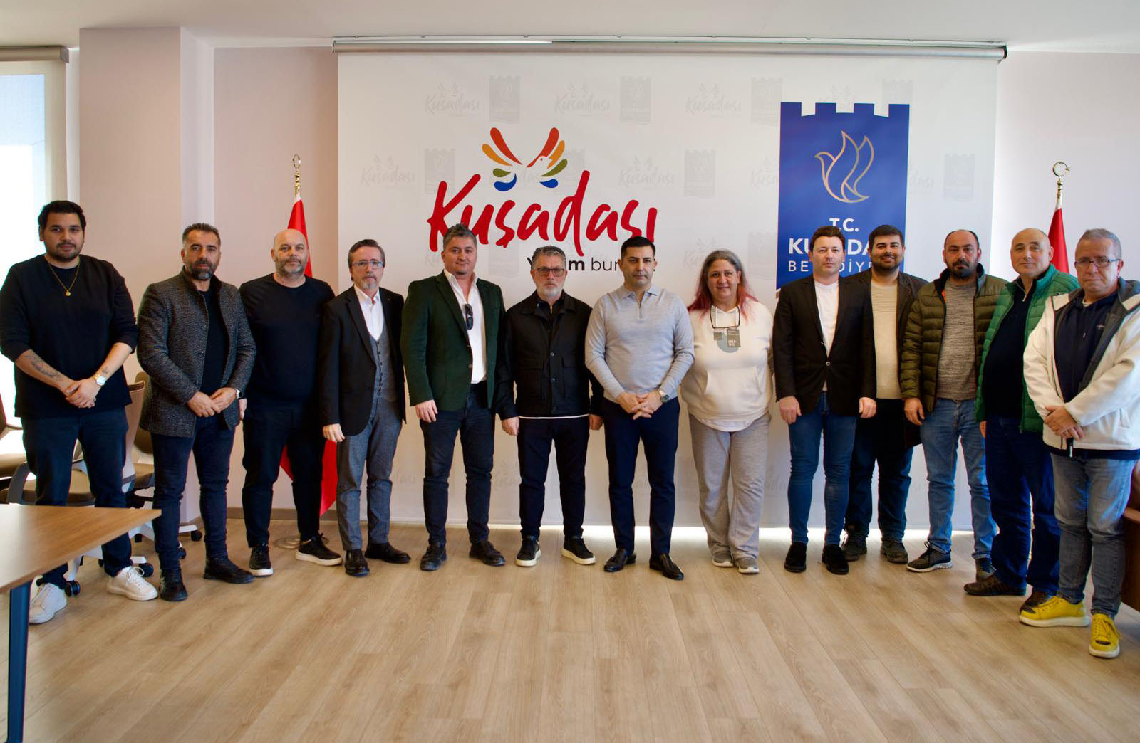 KUŞADASISPOR YÖNETİMİNDEN BAŞKAN ÖMER GÜNEL’E ZİYARET