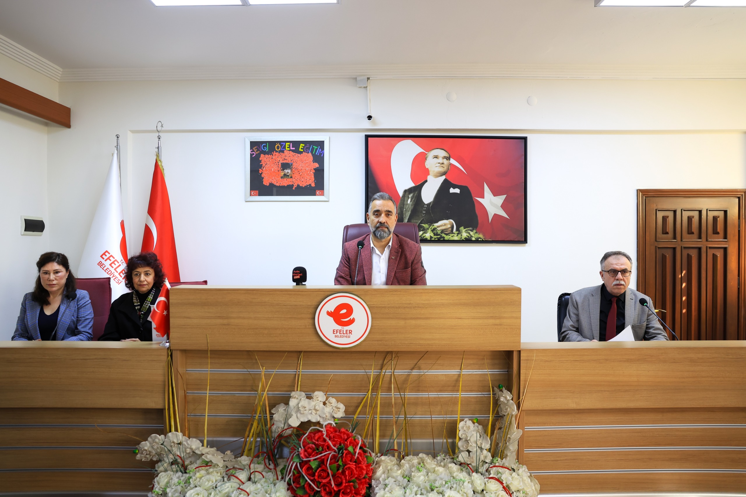 EFELER’DE KURUMLAR ARASI GÜÇ BİRLİĞİ: HİZMET ODAKLI TAHSİSLER MECLİSTEN GEÇTİ
