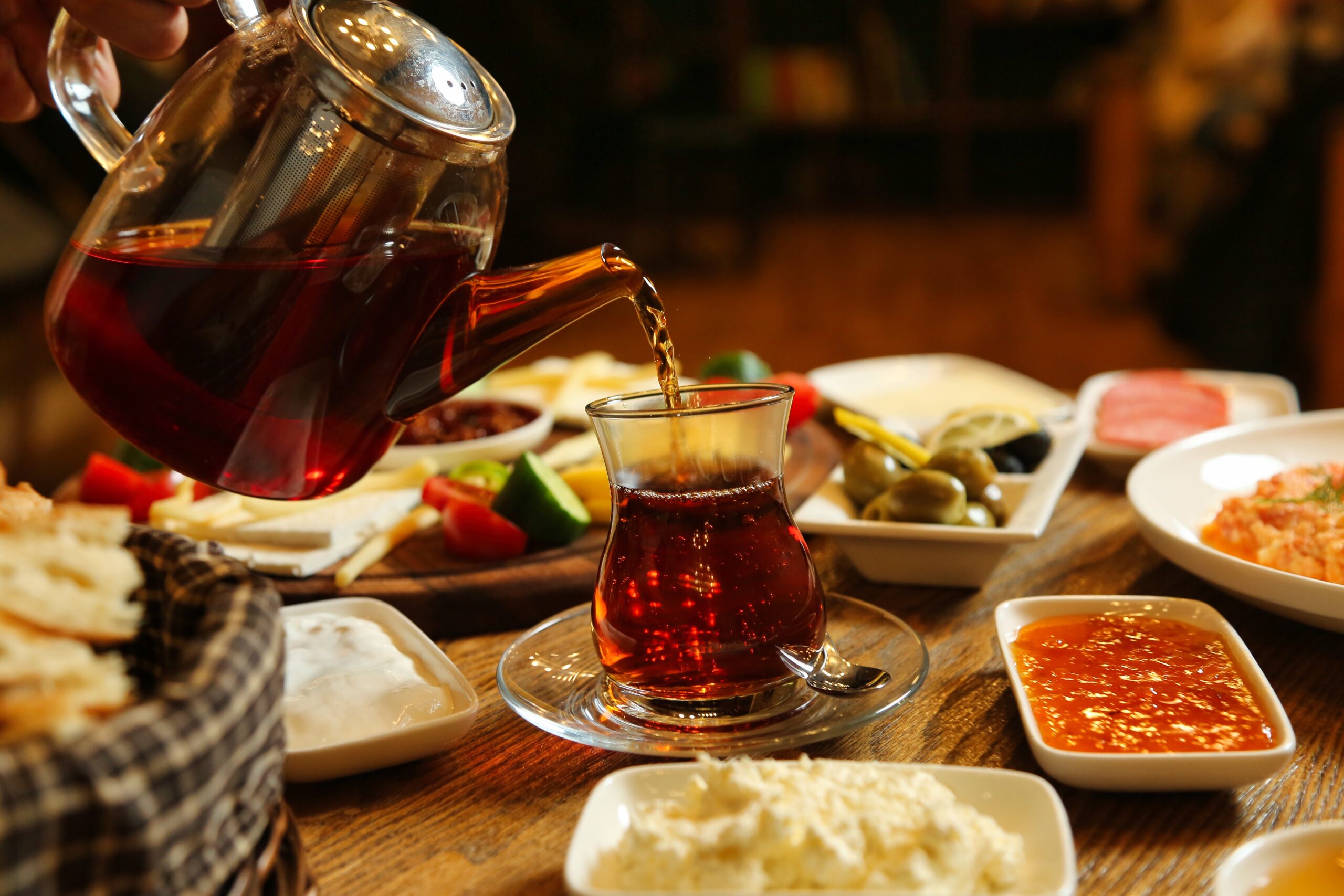 Sahur ve İftarda Aşırı Çay-Kahve Tüketimine Uyarı