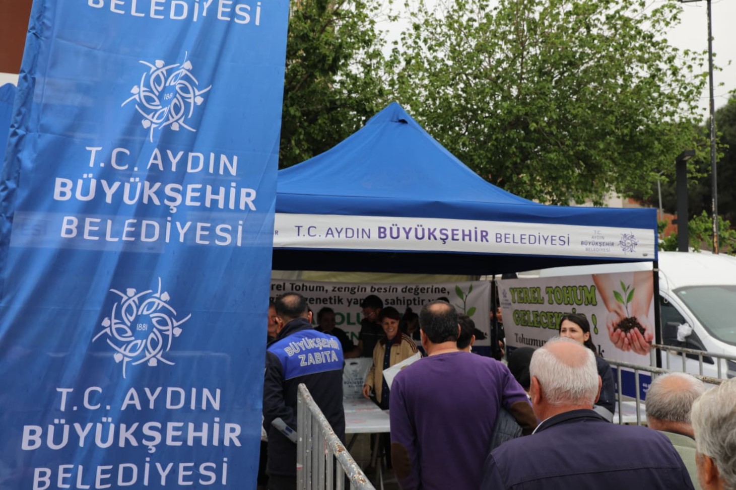 BAŞKAN ÇERÇİOĞLU’NUN ÇALIŞMALARI İLE ATA TOHUMLARI GELECEK NESİLLERE TAŞINIYOR