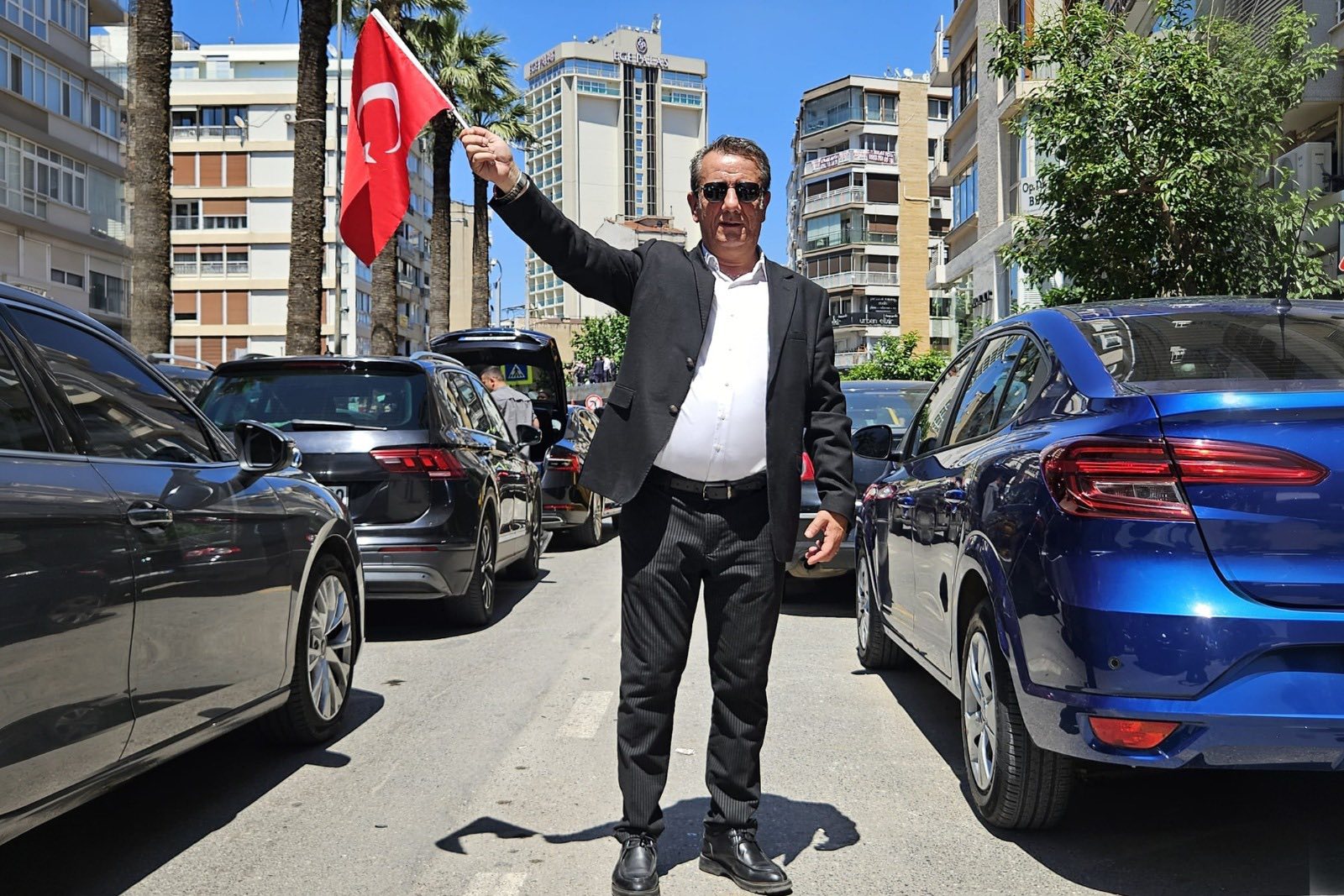 Başkan Yetişkin’den Özgür Özel’e İzmir Programında Destek