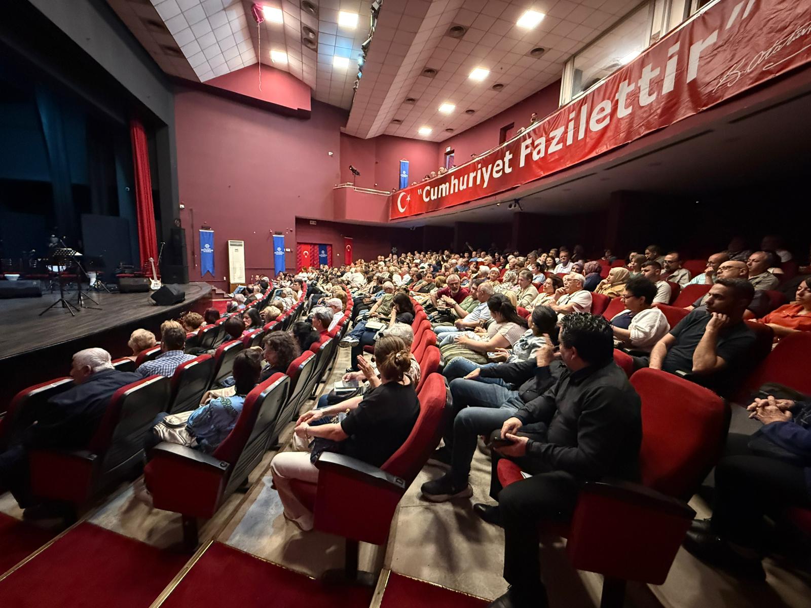 BAŞKAN ÇERÇİOĞLUKÜLTÜR VE SANAT ETKİNLİKLERİNİ AYDINLILAR İLE BULUŞTURMAYA DEVAM EDİYOR
