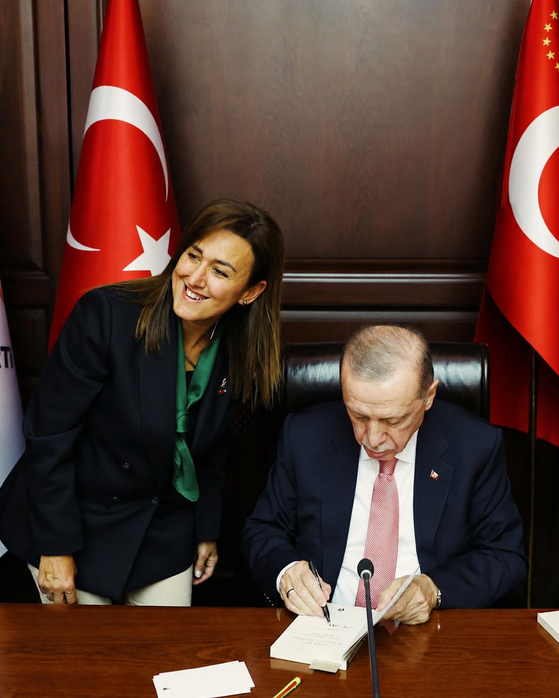 Söke’de Kadın Kolları Başkanlığı’nda Dikkat Çeken Ayrılık