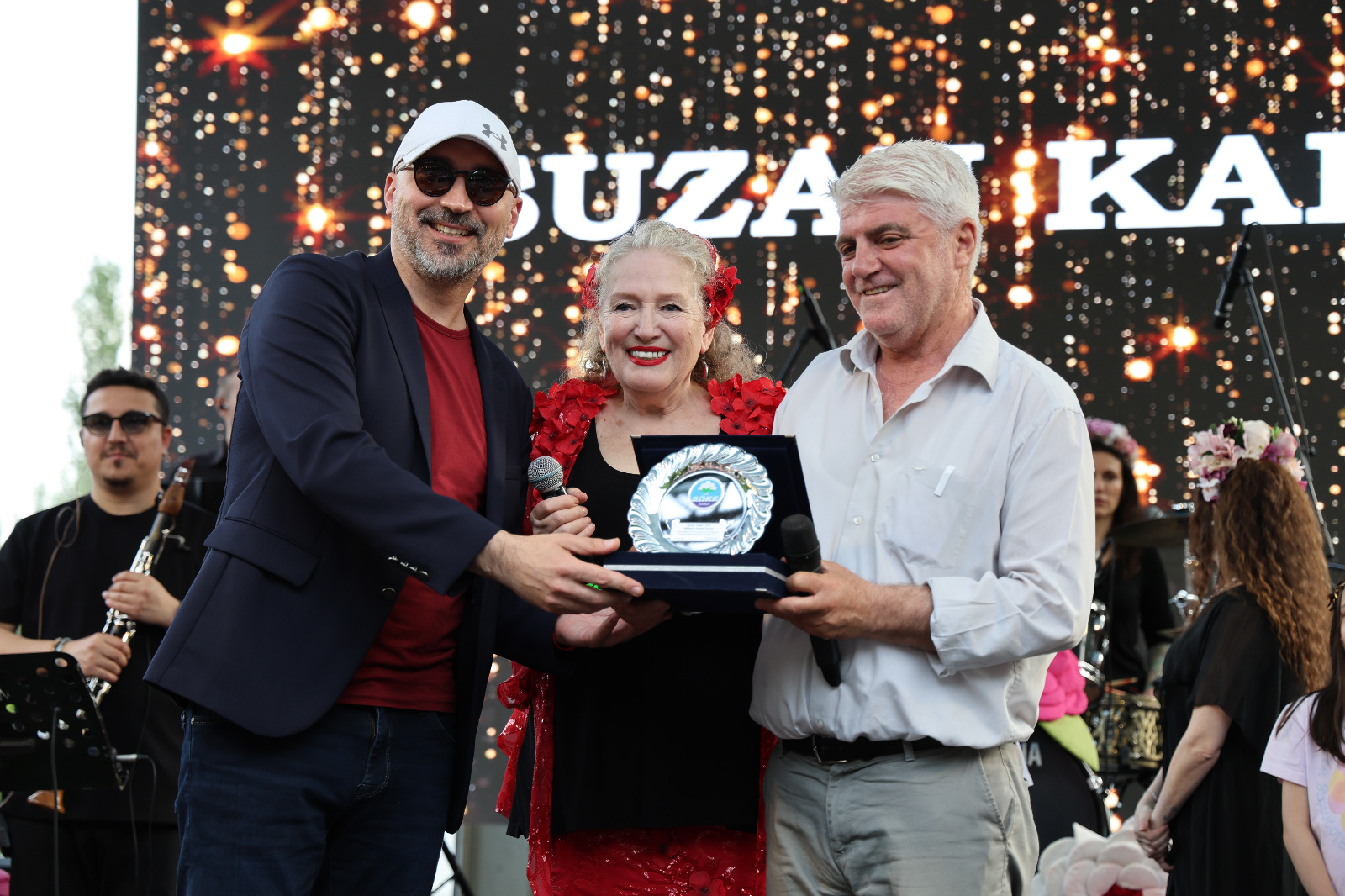 Söke’de Festival Finaline Suzan Kardeş Damgası