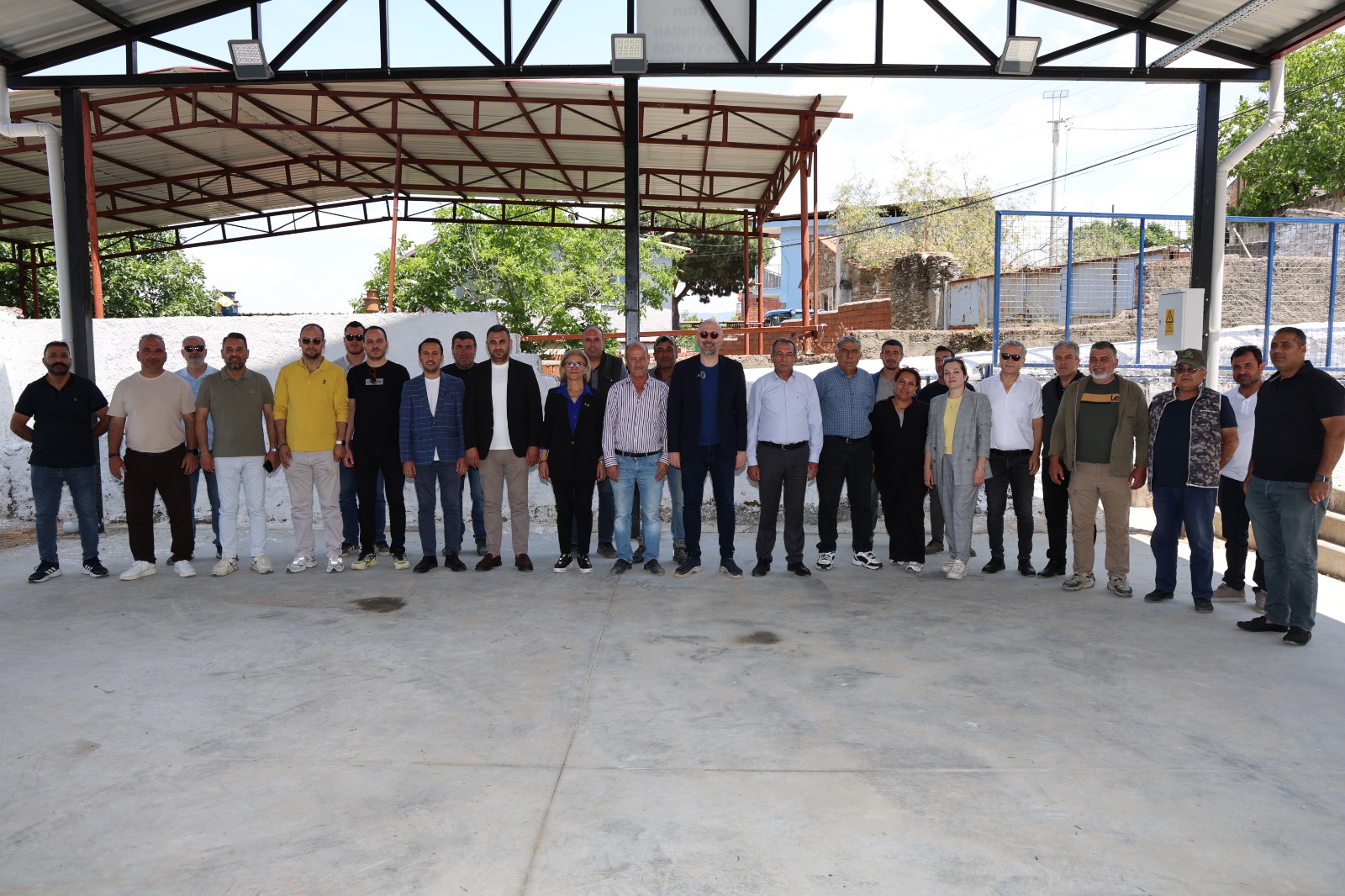 BAŞKAN ARIKAN ÇALIKÖY MAHALLESİ’NDE VATANDAŞLARLA BULUŞTU