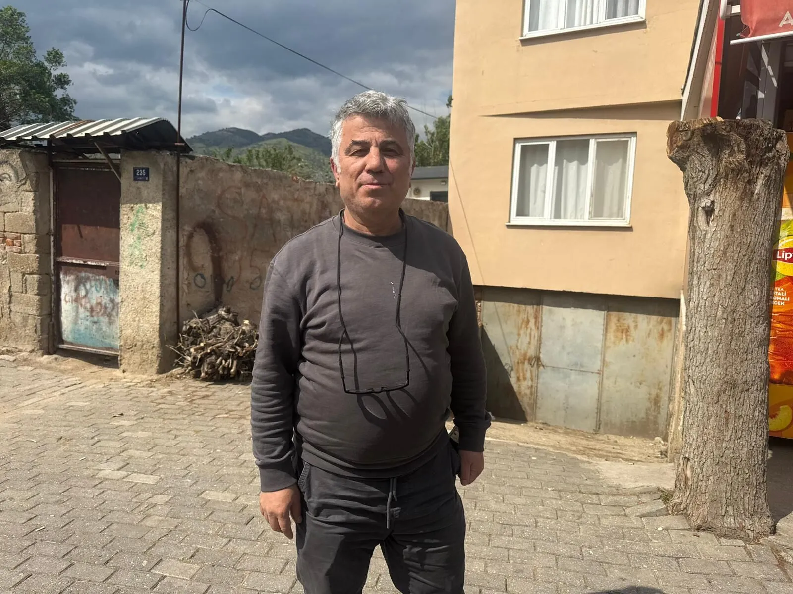 Ilıcabaşı’nda Dönüşüm Bekleyişi: “Söz Değil, İş İstiyoruz!”