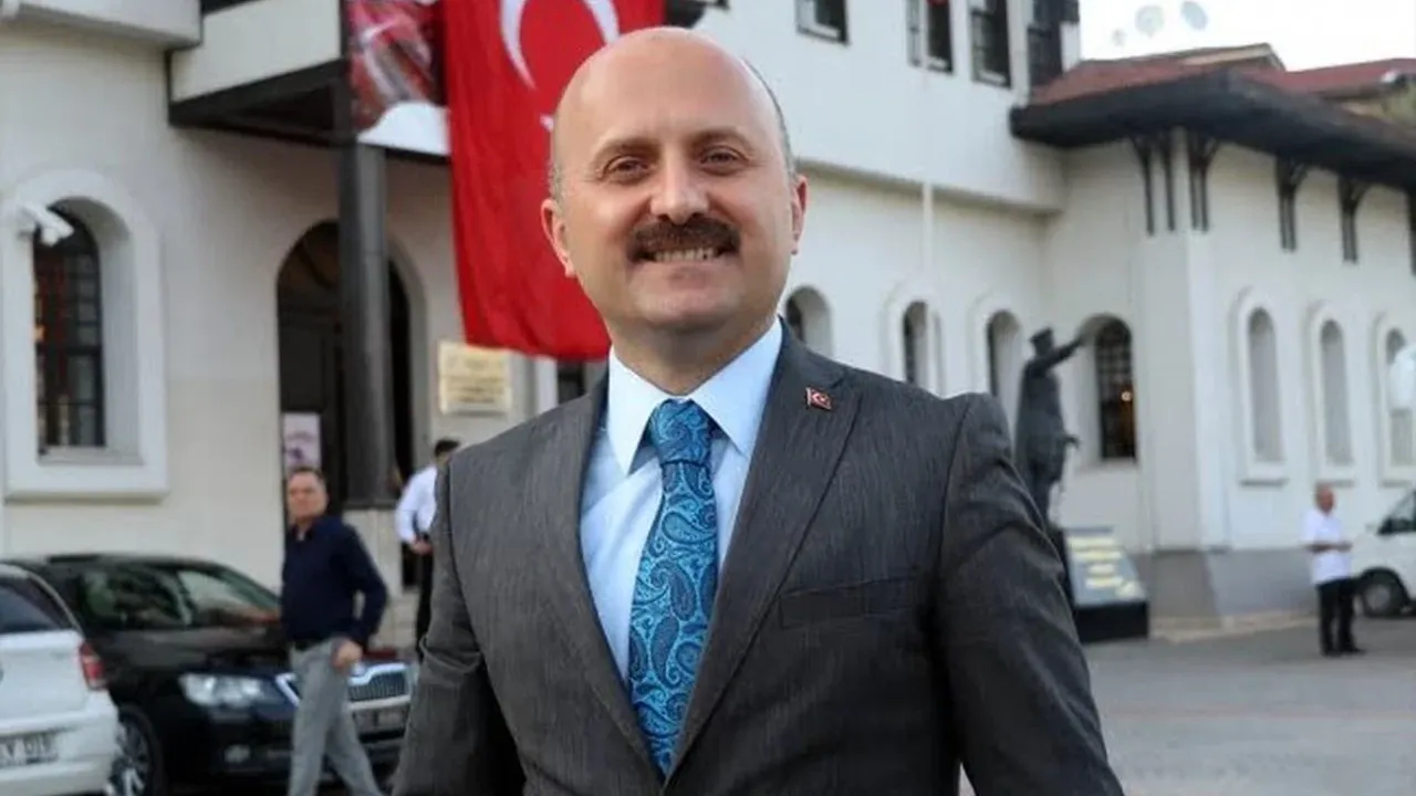 Vali Varol’dan Anlamlı Çağrı: “Çiçek Yerine Eğitime ve Mehmetçiğe Destek Verin”