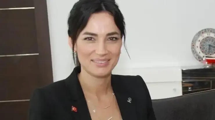 Aydın’a Yangınla Mücadelede Güç Takviyesi: 3 Arazöz ve Yeni Dozer Göreve Hazır