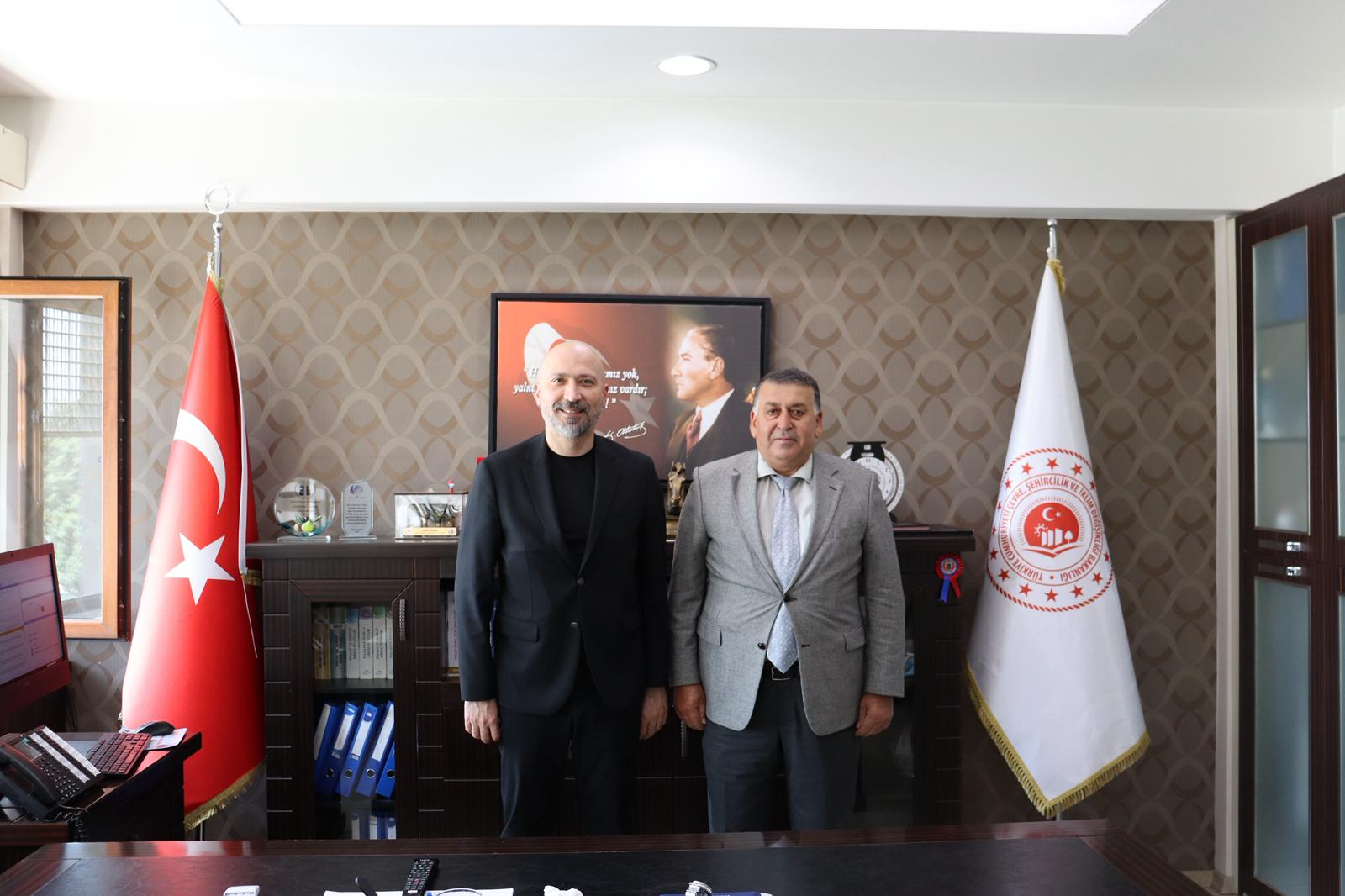 Başkan Arıkan, Çevre ve Şehircilik il Müdürü Ergin ile bir araya geldi