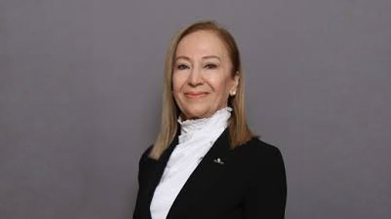 SÖKE CHP’DE KAN KAYBI SÜRÜYOR! YASEMİN GÜRSOY MECLİS ÜYELİĞİNDEN İSTİFA ETTİ