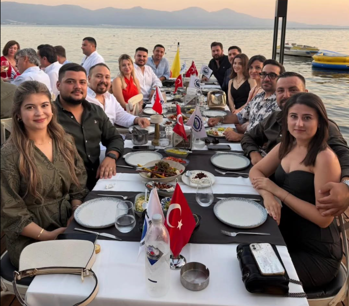 SÖGİAD ÜYELERİ GELENEKSEL “YAZA MERHABA” YEMEĞİNDE BULUŞTU